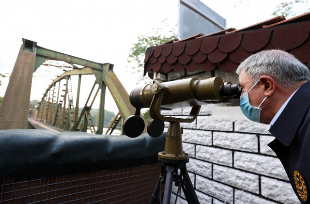 Hulusi Akar ve komutanlar Yunanistan sınırında! 'Boş hayaller peşide koşmayın' - Resim: 1