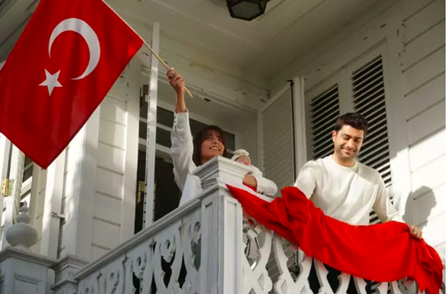 Yayınlanmadan olay oldu! Kızılcık Şerbeti'nden 100. yıla özel sahne! - Resim: 1