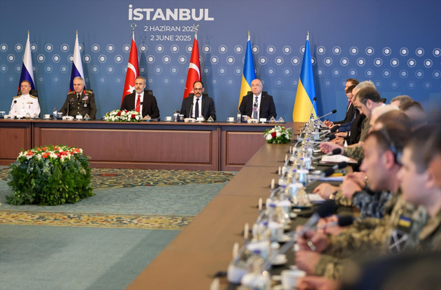 Türkiye-Rusya-Ukrayna Üçlü Toplantısı bitti! Esir takası yapılmasına karar verildi - Resim: 1