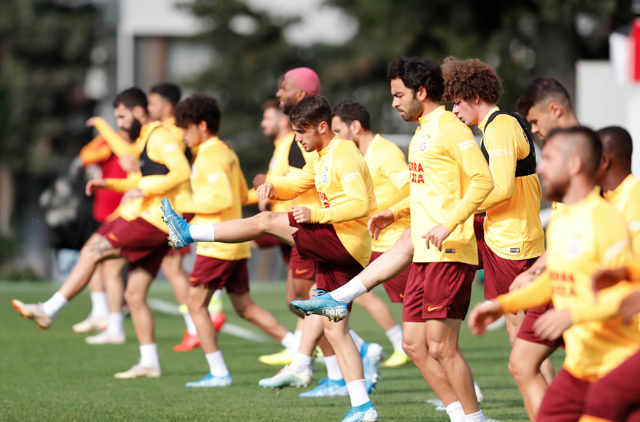 Galatasaray idmanına damga vuran Terim-Falcao fotoğrafı - Resim: 0