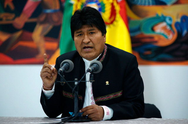 Evo Morales 'döneceğim' deyip Bolivya'dan ayrıldı - Resim: 0
