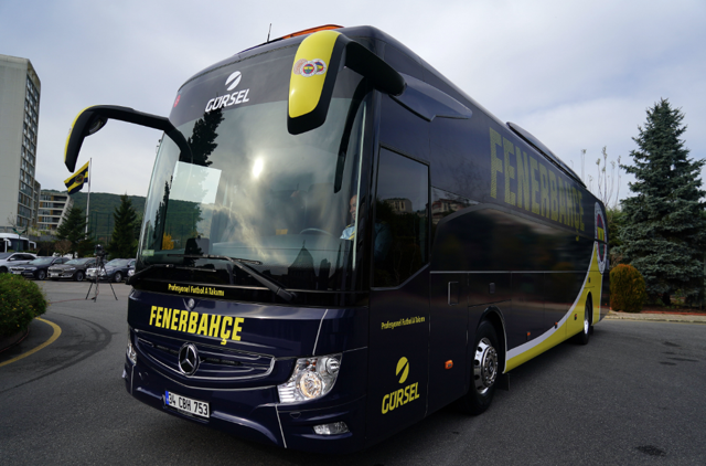 Ali Koç, yeni takım otobüsünün direksiyonuna geçti - Resim: 2