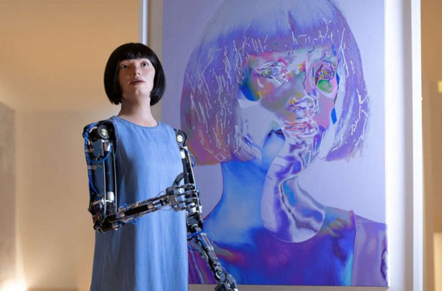 Mısır'da gözaltına alınan ressam robot Ai-Da'nın gözlerini oymak istediler - Resim: 0