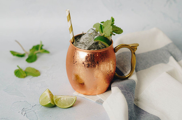 İçen bomba gibi oluyor! Ekşi elmalı mocktail tarifi lezzeti harika! - Resim: 0