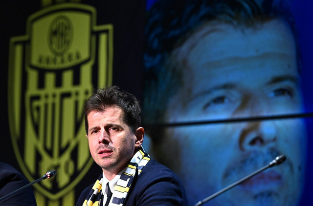 MKE Ankaragücü'nde Emre Belözoğlu dönemi! 2 yıllık sözleşme imzalayan Belözoğlu hedefini açıkladı - Resim: 1