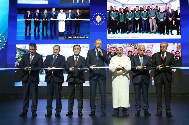 Cumhurbaşkanı Erdoğan, 369 tesisin açılışını yaptı! "Su kaynaklarımızı kirletmek, ihanete eşdeğerdir" - Resim: 0