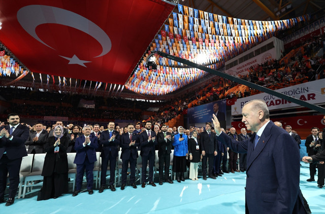 Cumhurbaşkanı Erdoğan, AK Parti'nin İzmir ilçe belediye başkan adaylarını açıkladı - Resim: 1