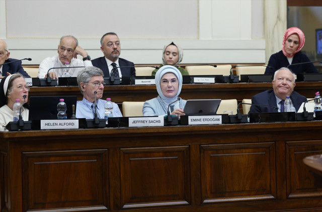 Emine Erdoğan, Vatikan'da "Dünya 5'ten büyüktür" mesajı verdi - Resim: 0