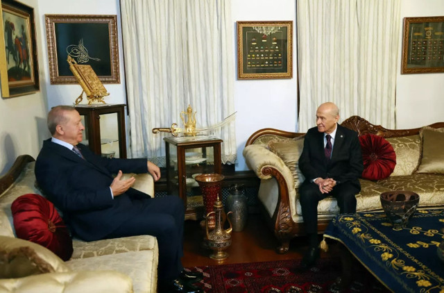 Cumhurbaşkanı Erdoğan'dan Devlet Bahçeli'ye ziyaret - Resim: 0