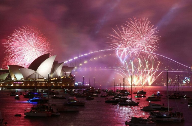 2023 yılına giren ilk ülke oldular! 3500 havai fişekle 'kısıtlamasız' yılbaşı kutlaması - Resim: 1