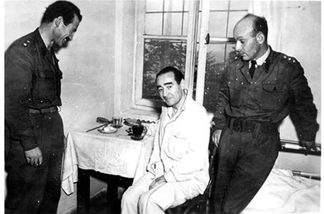Adnan Menderes'in idamını fotoğraflayan İsmail Şenyüz son yolcuğuna uğurlandı 15-20 gün uyuyamadım - Resim: 1
