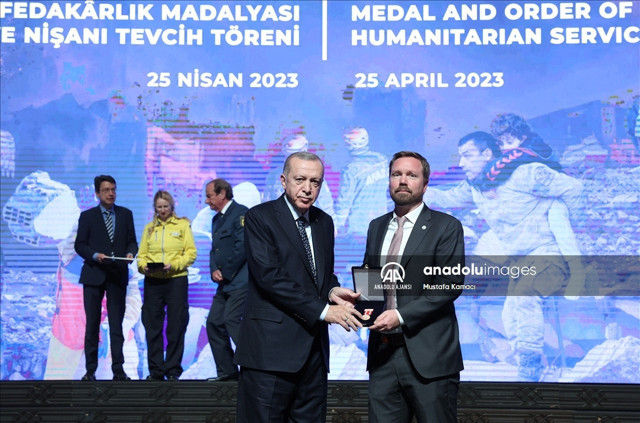 Cumhurbaşkanı Erdoğan: Kara gün dostlarımızın hepsini tanıyoruz - Resim: 1