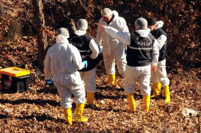 İki çocuk annesinin cesedi sandıkta bulundu - Resim: 3