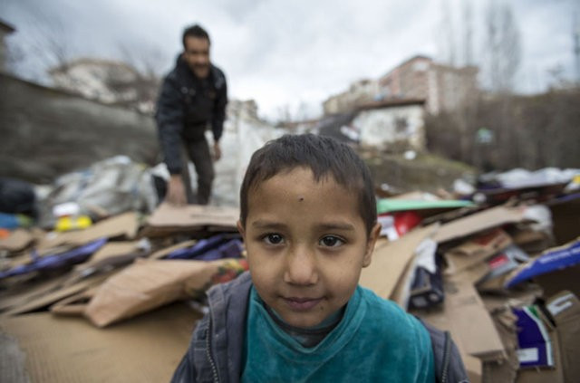 Üniversite mezunu kağıt toplayıcı - Resim: 4