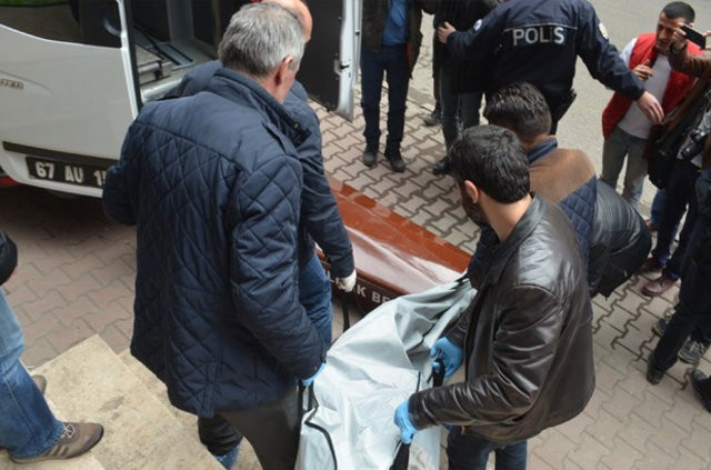 Yurtta büyüyen kızın boğazı kesildi - Resim: 3