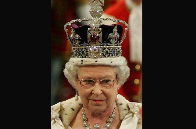 Kraliçe Elizabeth'in daha önce yaptığı işe çok şaşıracaksınız... - Resim: 1