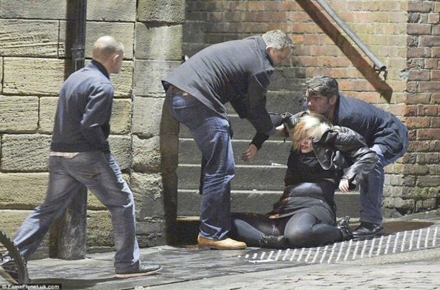 İngiliz gençler festivalde dağıttı - Resim: 2