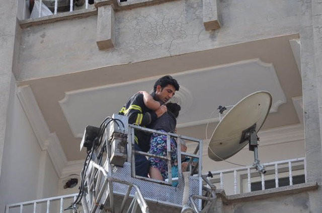 Patlayan trafo kabus yaşattı - Resim: 4