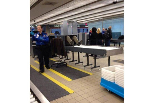 Uçaktaki bu görüntü herkesi hayrete düşürdü - Resim: 2