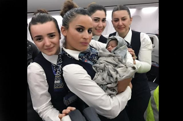 THY uçağında doğan bebeğe bakın şimdi Türkiye'de - Resim: 3