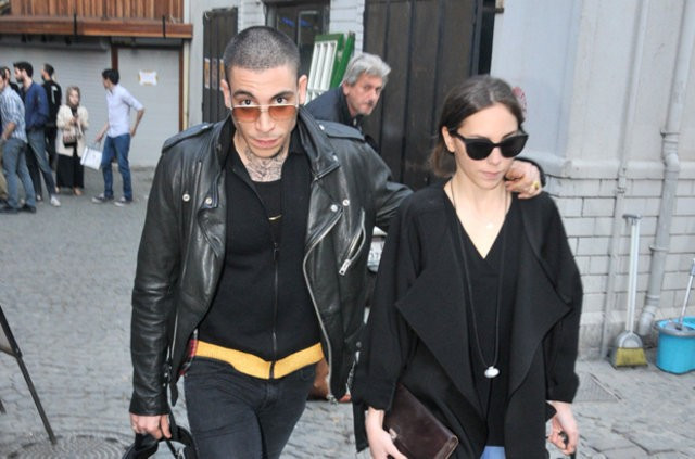 Kalp Atışı Öykü Karayel dudak dudağa fena yakalandı  - Resim: 1