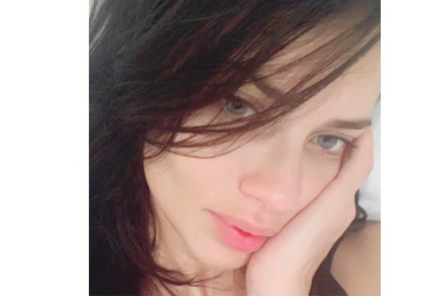 Adriana Lima tanınmaz halde! - Resim: 3