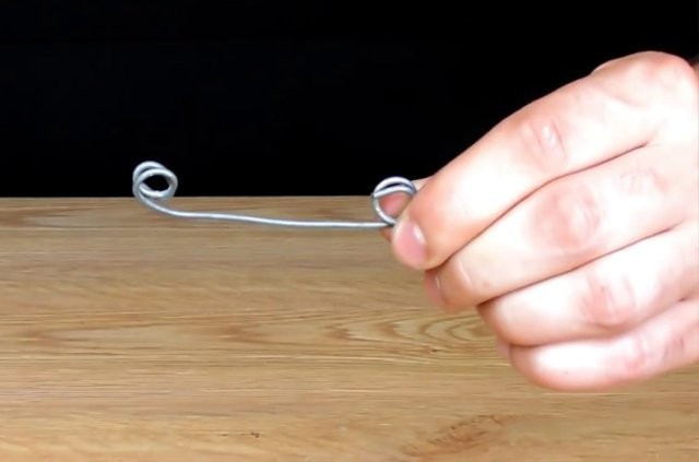 Bir tel ve bir bıçaktan öyle bir şey yaptı ki - Resim: 4