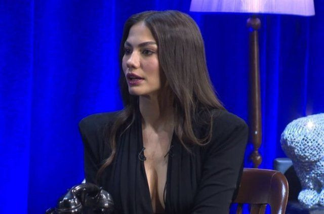 'Çok kötüyüm, utandım, korkunçtu' deyip Demet Özdemir itiraf etti: Kötü bir şey... - Resim: 1