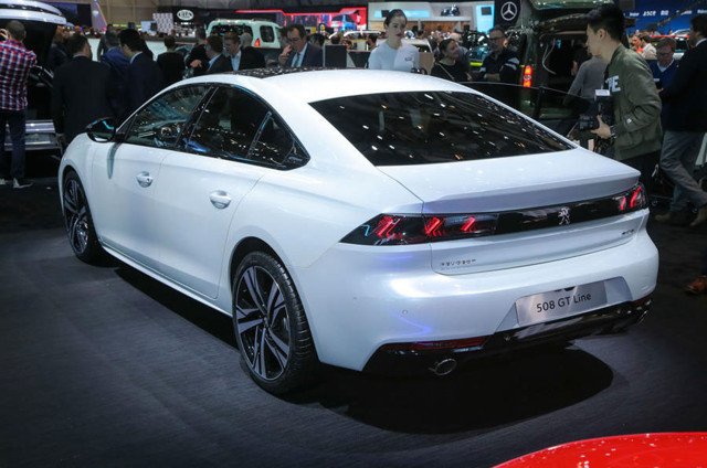Yeni Peugeot 508 fiyatı açıklandı 210 bin liradan başlıyor - Resim: 0