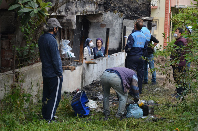 Avcılar'da bina alev topuna döndü canlarını zor kurtardılar - Resim: 1