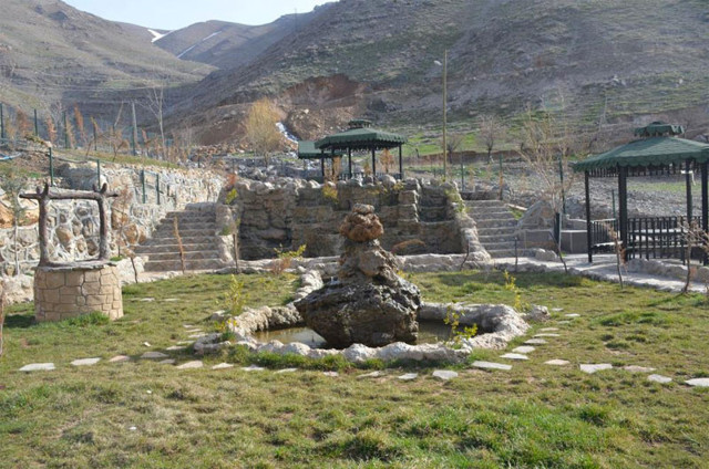 Şırnak Uludere'de 2200 rakımlı yayla bambaşka bir hale dönüşüyor - Resim: 0