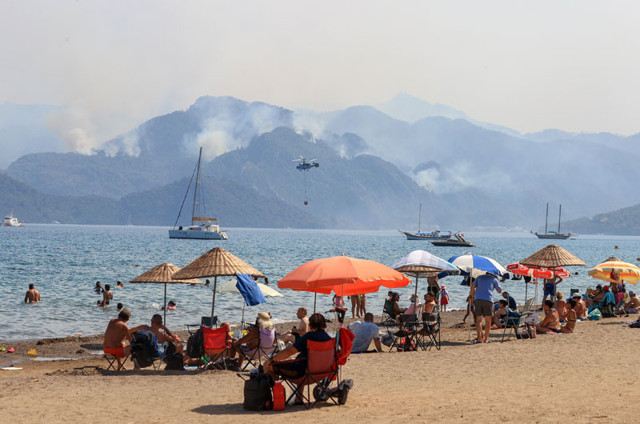 Ciğerlerimiz yanıyor! Antalya, Adana, Muğla, Hatay yangınlarından son haberler - Resim: 1