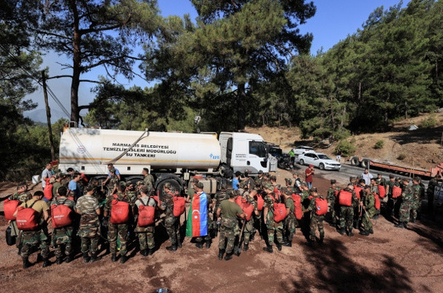 Azerbaycan Cumhurbaşkanı Aliyev'den Erdoğan'a destek telefonu 200 itfaiyeci daha gönderecek - Resim: 0