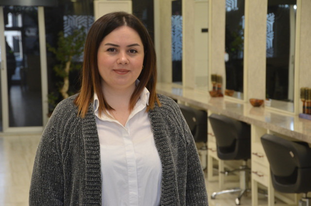 O linklere tıklamayın! Kahramanmaraşlı kuaför hem hesabından hem parasından oldu - Resim: 0