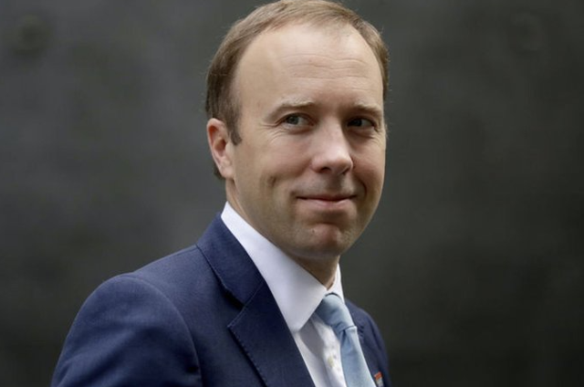 Kayıp eski bakan İstanbul'da pazarda ortaya çıktı! Türkiye'yi 'kırmızı'ya almıştı, iddialar yayıldı - Resim: 1