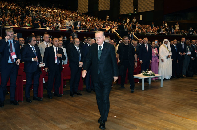 Cumhurbaşkanı Erdoğan: Muhalefetin takoz siyasetine hiçbir zaman teslim olmadık - Resim: 2