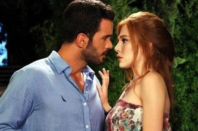 Barış Arduç için zor seçim! Fahriye mi Elçin mi?  - Resim: 3