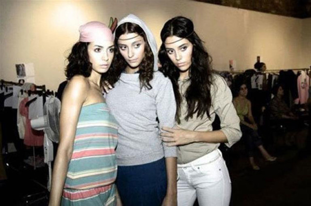 Özge Ulusoy ve Ahu Yağtu'nun Hacı Sabancı krizi sürüyor - Resim: 2