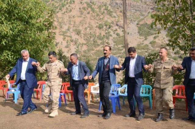 Asker ayran veren aşiret kızına aşık olunca... - Resim: 3