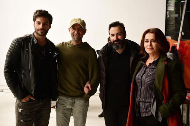 TRT 1 bombaları bir bir patlatıyor Halka dizisinin oyuncuları efsane - Resim: 4