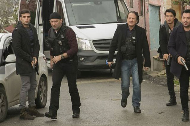 Arka Sokaklar'da Sezen Aksu'lu tanıtım! Seyirciyi bekleyen sürpriz ne - Resim: 2