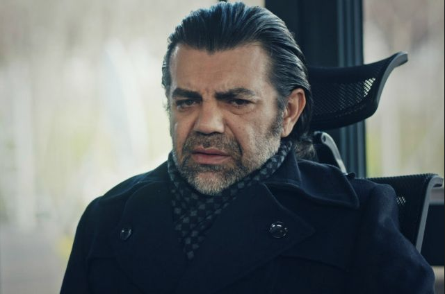 EDHO'nun Tipi'si Savaş Özdemir meğer oyunculuk dışında bu işi yapıyormuş - Resim: 3