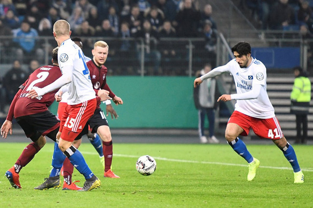 Lucescu'nun övdüğü Türk yıldız adayı: Çok iyi yerlere gelecek - Resim: 0