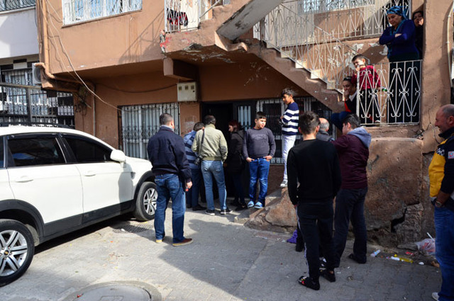 40 günlük bebeği kapı önüne bıraktı 'Babasına ders vermek istedim' dedi - Resim: 0