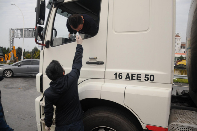 Kocaeli girişlerinde Corona virüs denetimi - Resim: 0