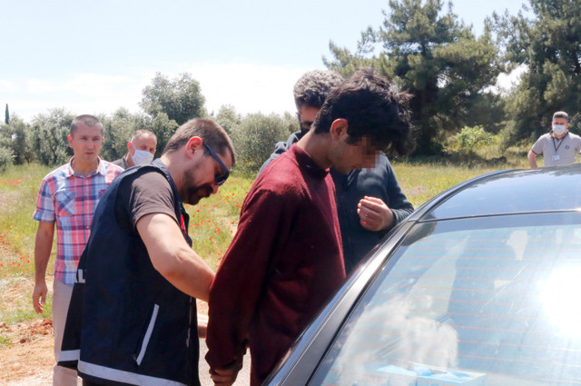 Antalya'da klima motoru çaldığı yeri tekrar soyarken yakalandı - Resim: 0