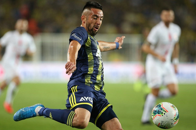 Mauricio Isla Fenerbahçe'den ayrılıyor: Boca Juniors ile bir görüşmem oldu - Resim: 0