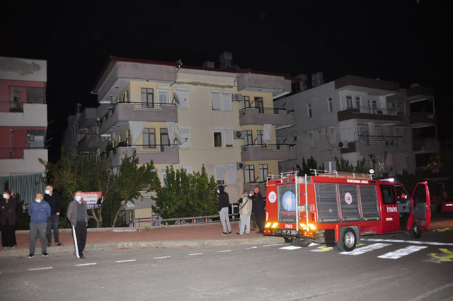 Manavgat'ta deprem oluyor sanıp apartmanı boşalttılar bakın ne çıktı! - Resim: 0
