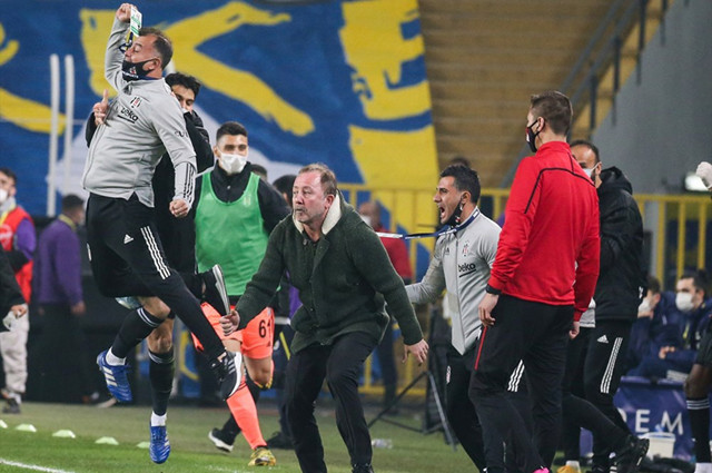 Sergen Yalçın eleştirilere isyan etti: Ne yaptım ki ben? - Resim: 2