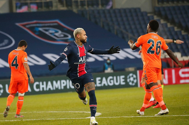 Paris Saint Germain'e yenilen Başakşehir Avrupa defterini kapattı - Resim: 2